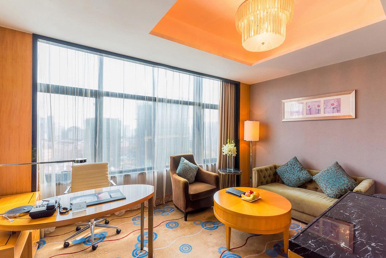 Howard Johnson Kaina Plaza Changzhou Changzhou  Dış mekan fotoğraf